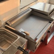 Поверхности жарочные настольные