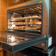 Расстоечные шкафы и камеры